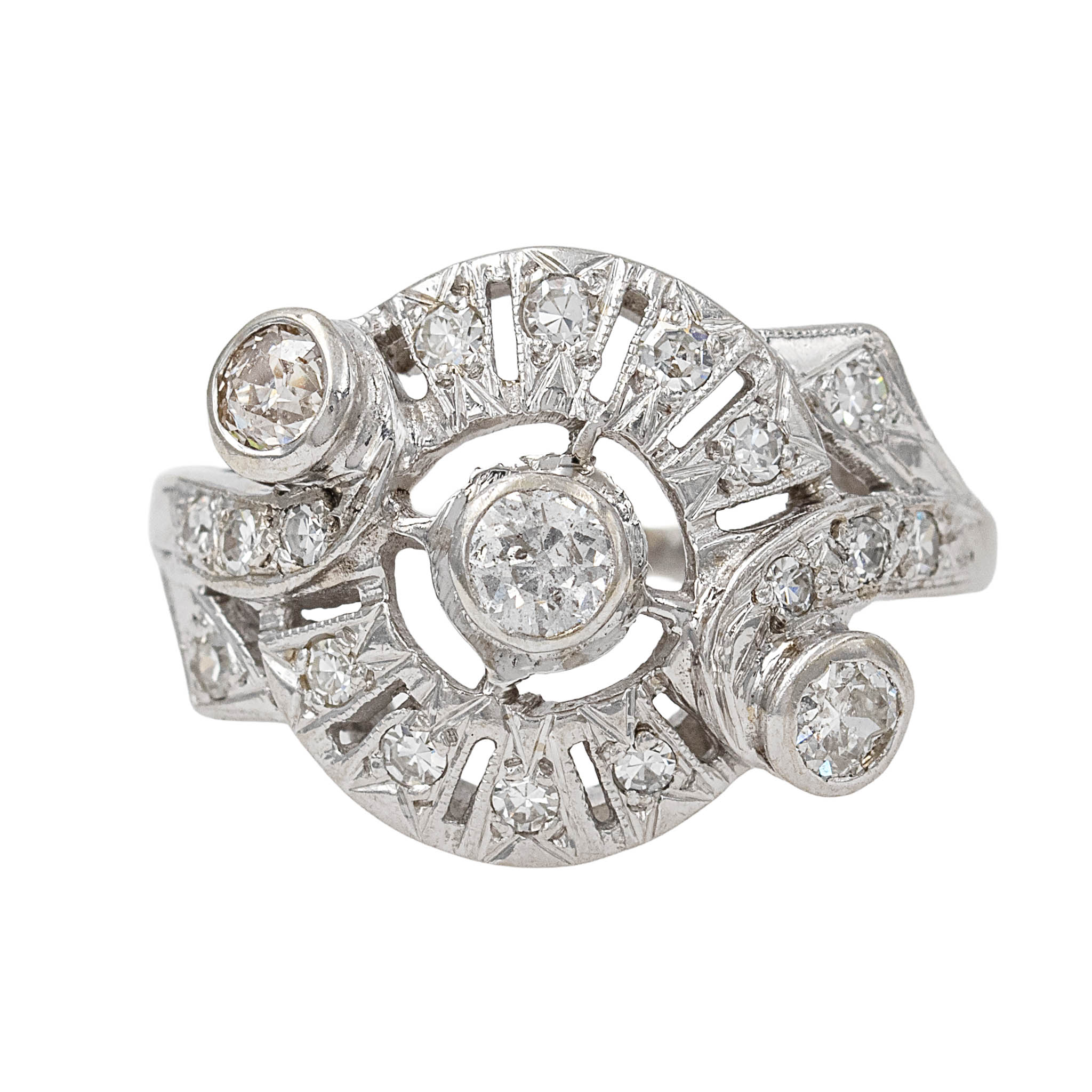 Openwork Circular Diamond Cluster Estate Ring