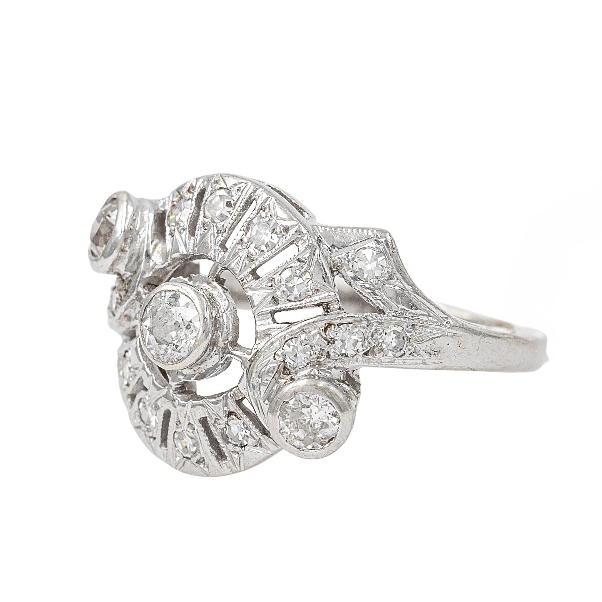 Openwork Circular Diamond Cluster Estate Ring