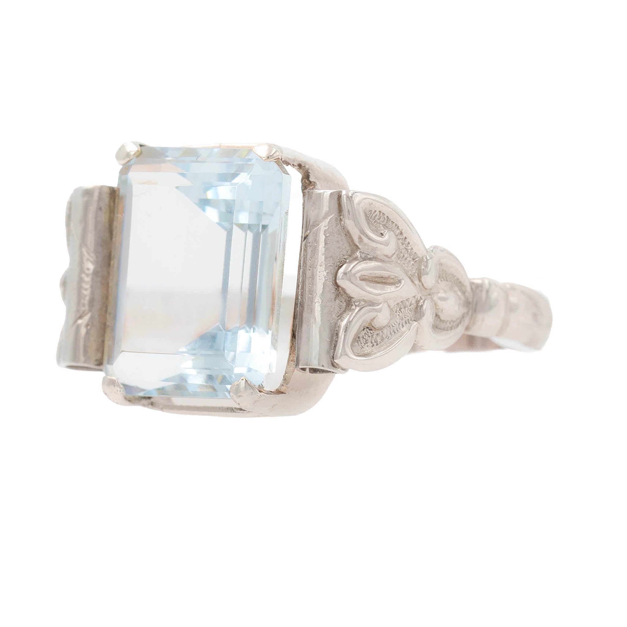 Retro Style Emerald Cut Aquamarine Ring In White Gold