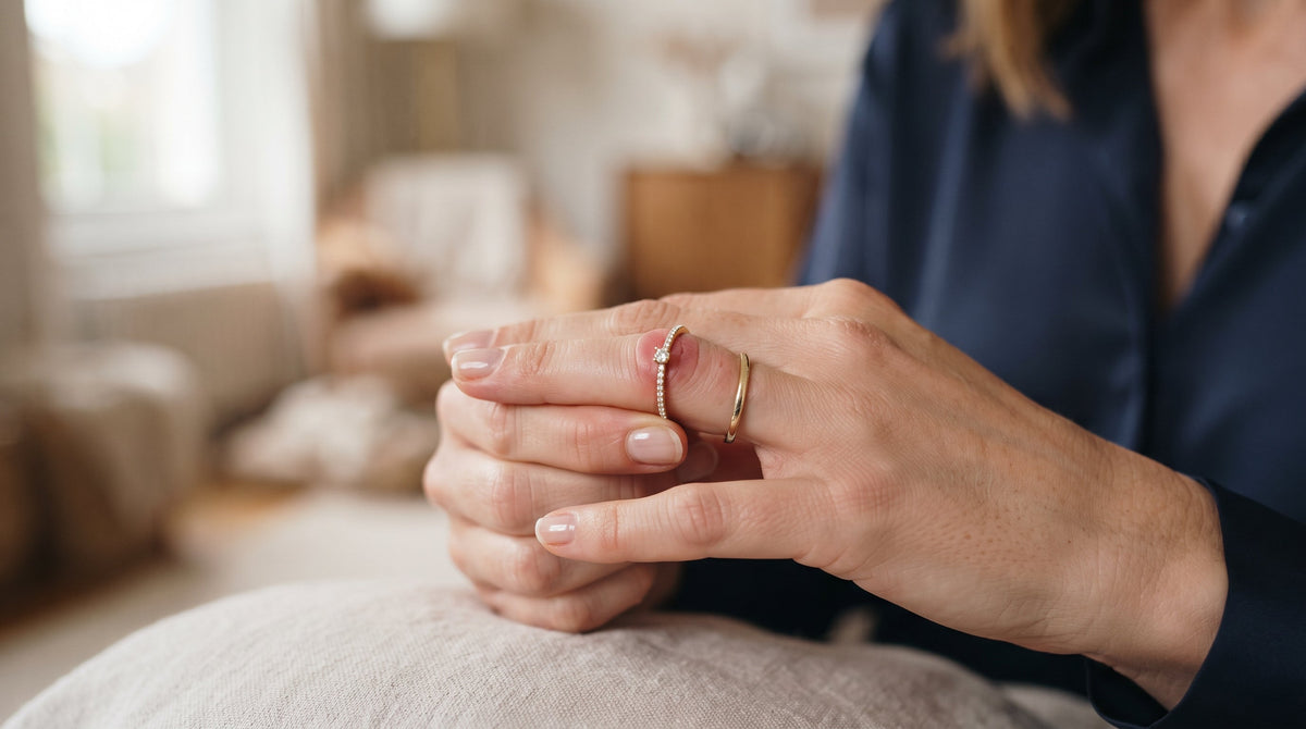How to Choose a Jewelry Gift When You Don't Know Her Size