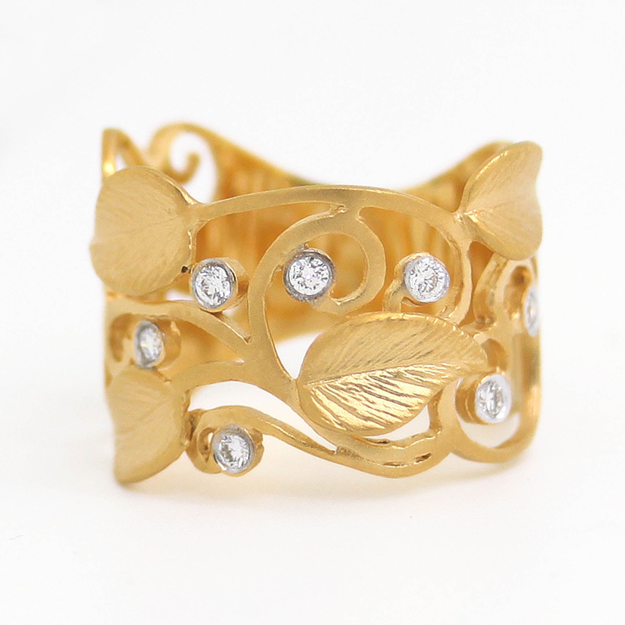 Diamond & Gold Leaf Motif Ring